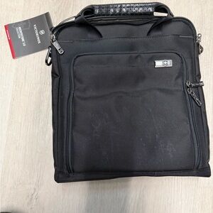 Victorinox Classic Black 13” laptop Briefcase